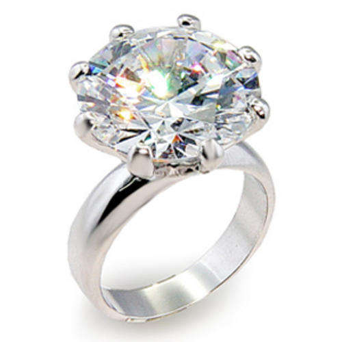 Stunning 6 Carat CZ Solitaire Ring Size 7